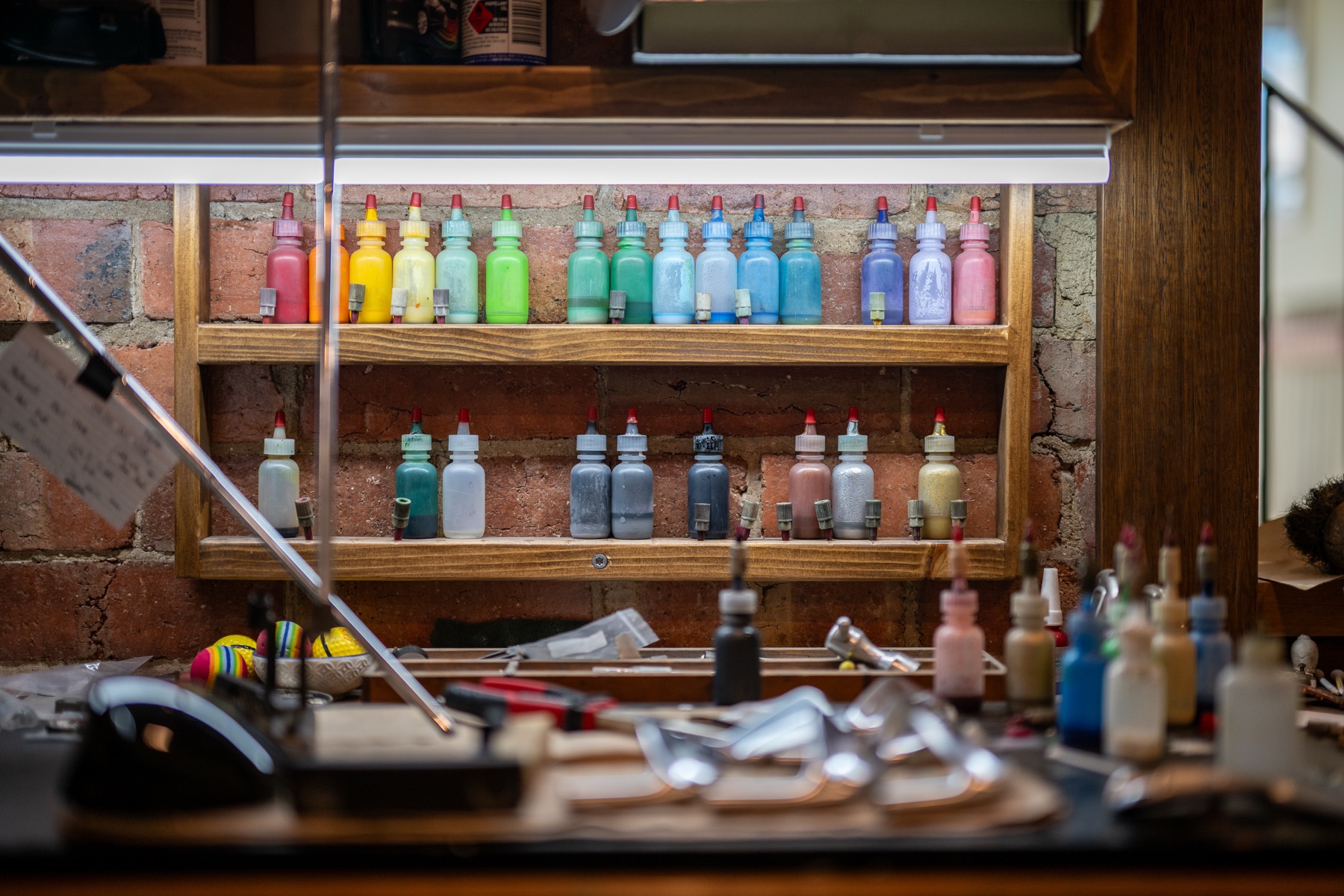 Refinishing paints on the shelf
